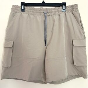 Sovereign Code Men’s Beige Cargo Shorts